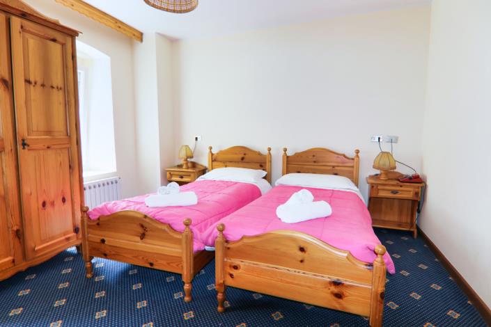 Image No.29-10 Bed Hotel for sale