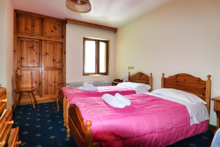 Image No.48-10 Bed Hotel for sale