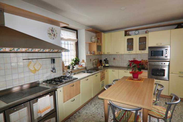 Image No.10-2 Bed Duplex for sale