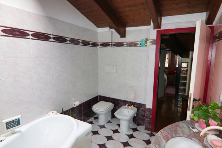 Image No.44-2 Bed Duplex for sale