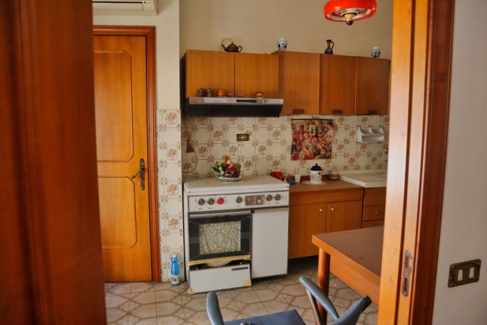 Image No.52-2 Bed Apartment for sale