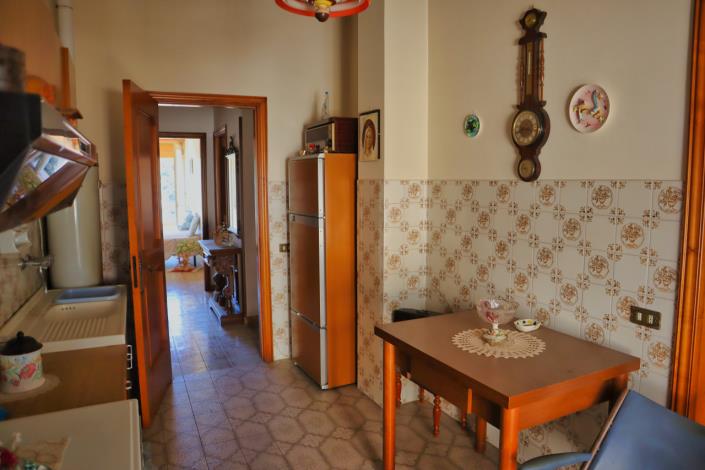 Image No.57-2 Bed Apartment for sale