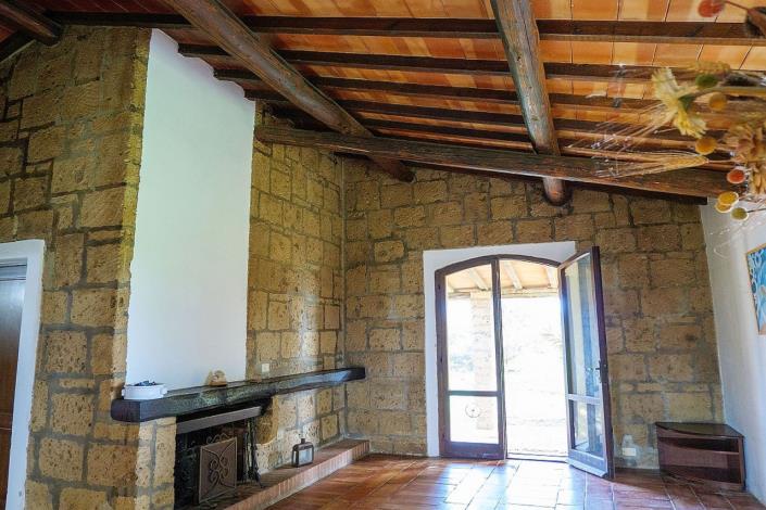 Image No.11-2 Bed Country House for sale