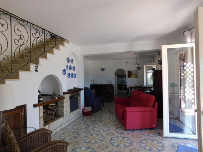 Image No.8-Villa de 4 chambres à vendre à Piazza Armerina