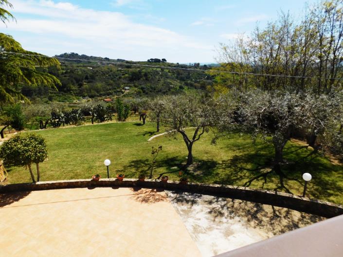 Image No.33-Villa de 4 chambres à vendre à Piazza Armerina