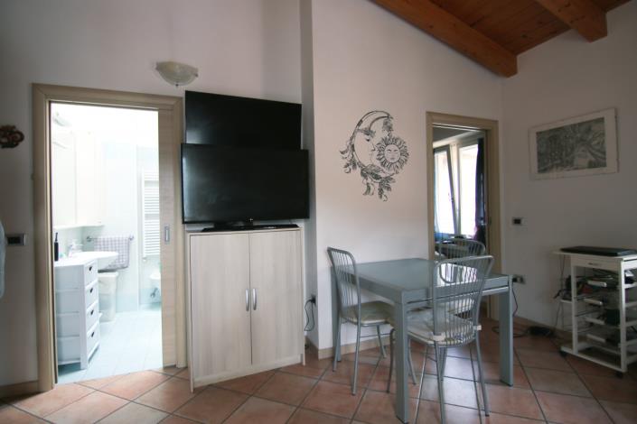 Image No.30-2 Bed Apartment for sale