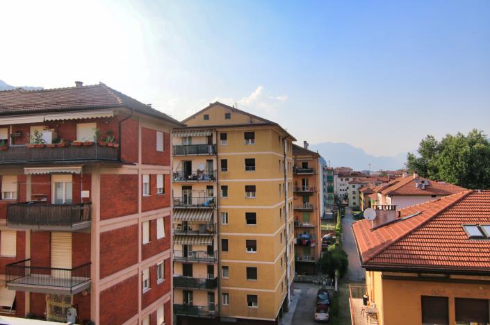 Image No.16-2 Bed Apartment for sale