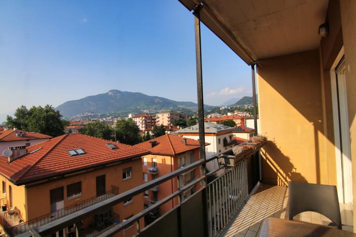 Image No.18-2 Bed Apartment for sale