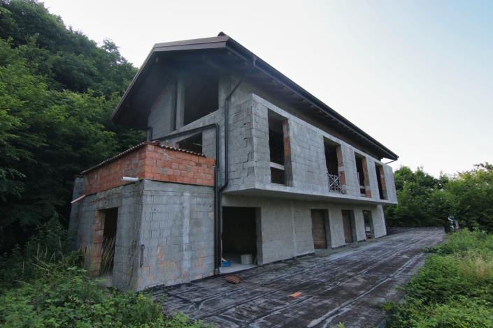 Image No.3-4 Bed House for sale