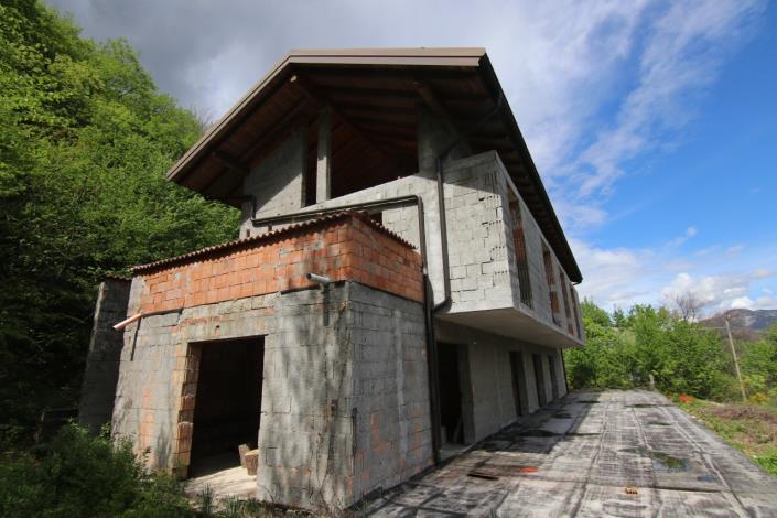 Image No.4-4 Bed House for sale