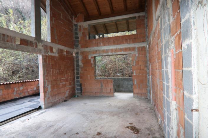 Image No.47-4 Bed House for sale