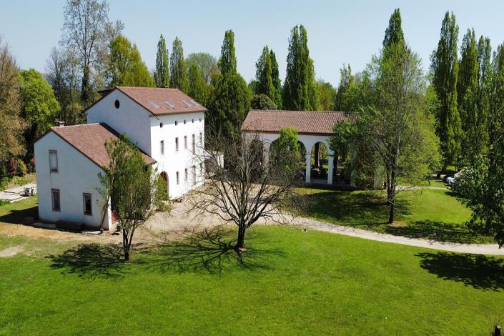 Image No.4-Maison de campagne de 4 chambres à vendre à Trévise
