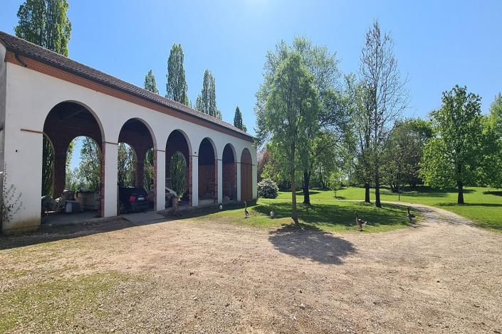 Image No.12-Maison de campagne de 4 chambres à vendre à Trévise