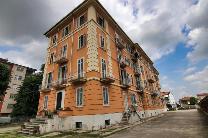 Image No.2-Appartement de 2 chambres à vendre à Casale Monferrato