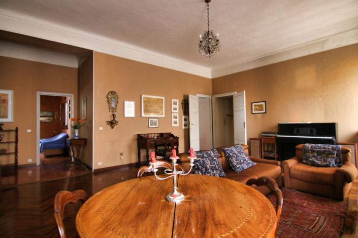 Image No.8-Appartement de 2 chambres à vendre à Casale Monferrato