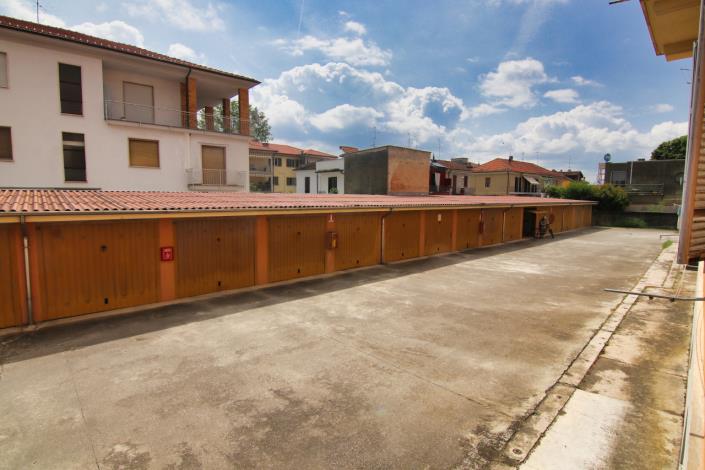 Image No.52-Appartement de 2 chambres à vendre à Casale Monferrato