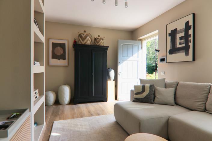 Image No.12-6 Bed Villa for sale