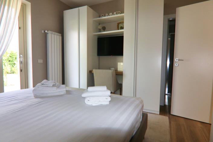 Image No.42-6 Bed Villa for sale