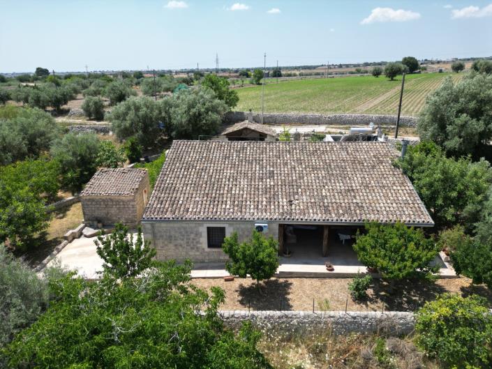 Image No.3-4 Bed Villa for sale