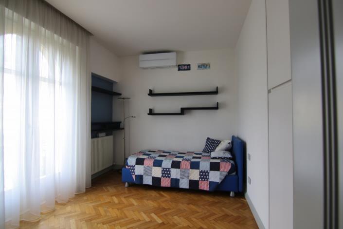 Image No.42-5 Bed Villa for sale