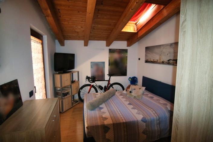 Image No.36-4 Bed House for sale