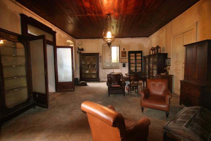 Image No.23-11 Bed Villa for sale