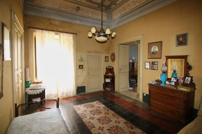 Image No.48-11 Bed Villa for sale