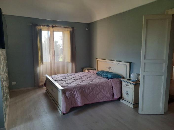 Image No.34-4 Bed Villa for sale