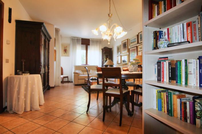 Image No.3-2 Bed Apartment for sale