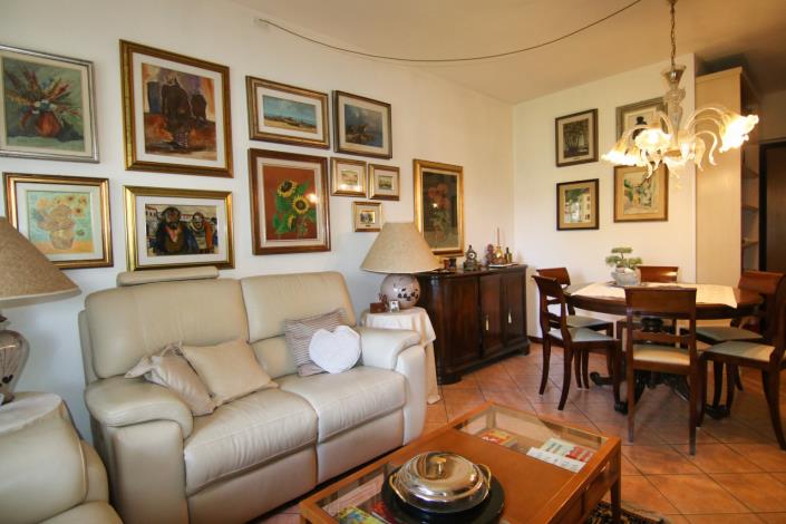 Image No.9-2 Bed Apartment for sale