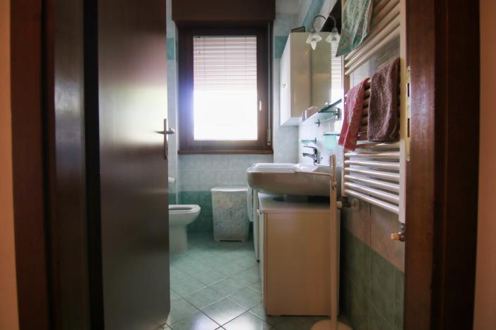 Image No.22-2 Bed Apartment for sale