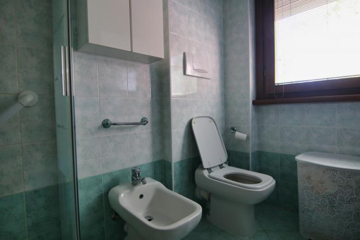 Image No.25-2 Bed Apartment for sale