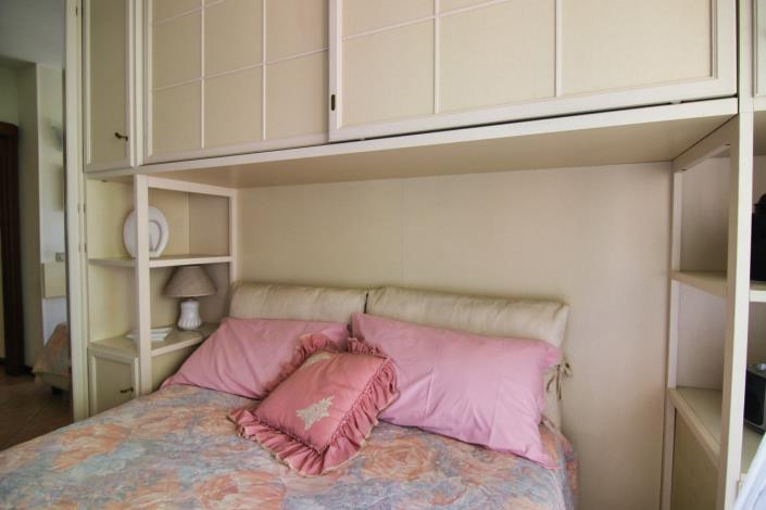 Image No.28-2 Bed Apartment for sale