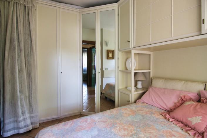 Image No.29-2 Bed Apartment for sale