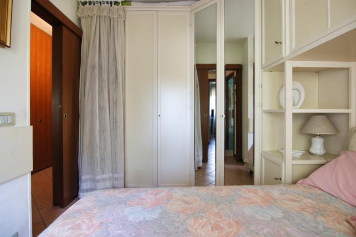 Image No.30-2 Bed Apartment for sale