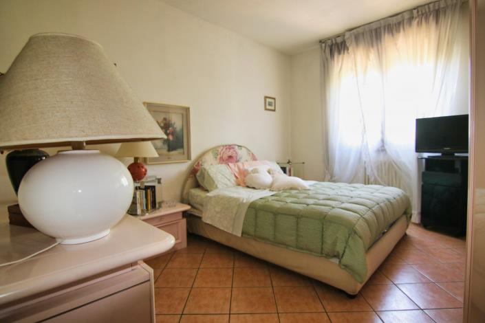 Image No.37-2 Bed Apartment for sale