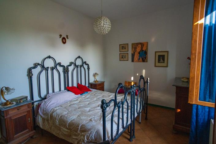 Image No.21-2 Bed Apartment for sale