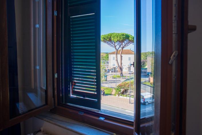 Image No.28-2 Bed Apartment for sale