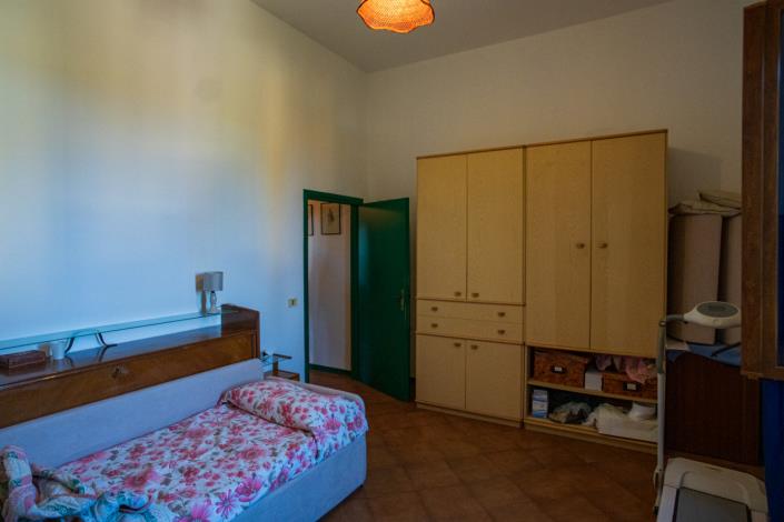 Image No.30-2 Bed Apartment for sale