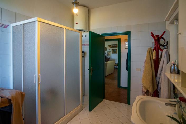 Image No.36-2 Bed Apartment for sale