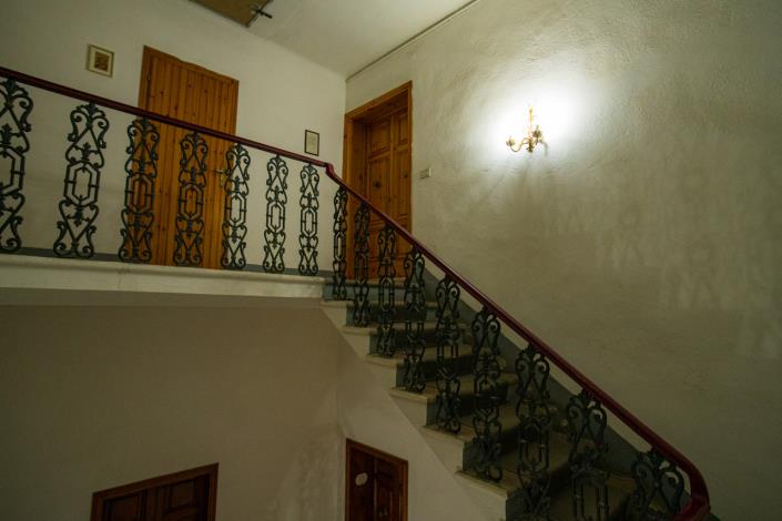 Image No.38-2 Bed Apartment for sale