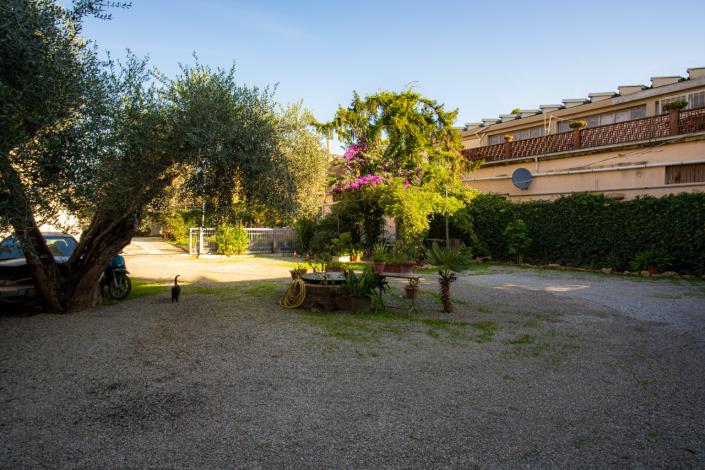 Image No.52-2 Bed Apartment for sale