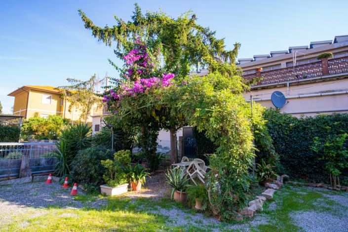 Image No.56-2 Bed Apartment for sale