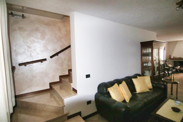 Image No.33-Duplex de 4 chambres à vendre à Padenghe sul Garda