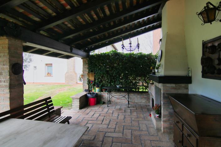 Image No.26-8 Bed Villa for sale