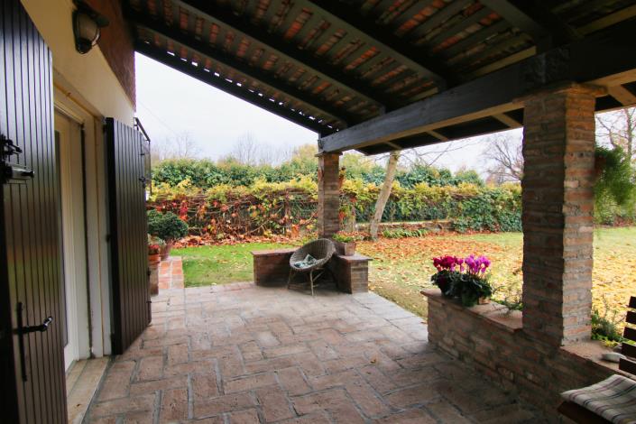 Image No.27-8 Bed Villa for sale