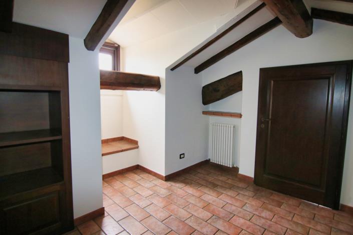 Image No.53-8 Bed Villa for sale