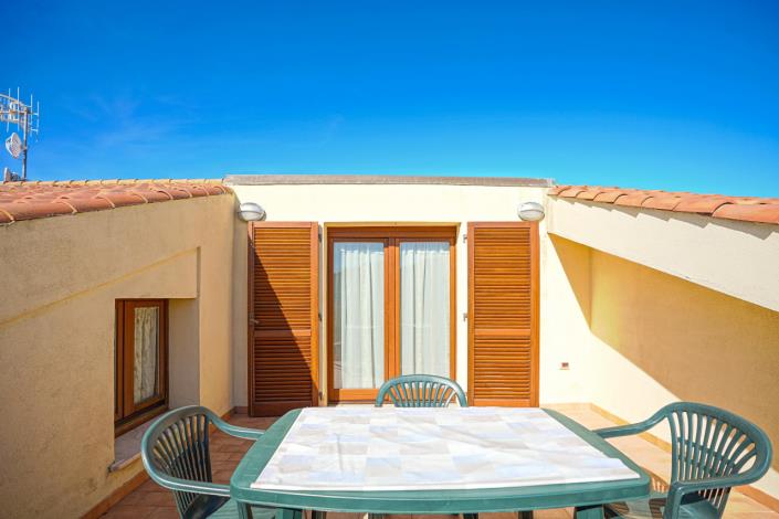 Image No.36-2 Bed Apartment for sale