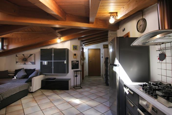 Image No.20-2 Bed Apartment for sale