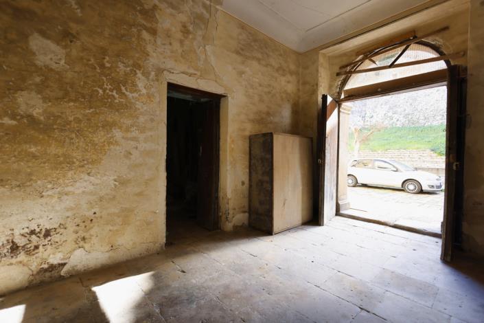 Image No.7-Mansion for sale